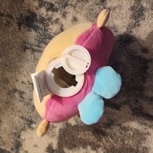 Shopkins d'lish donut plush toy - Picture 5 of 6